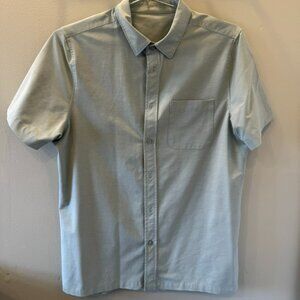 Vuori Bridge Short Sleeve Button Down Color White Sage Size Small